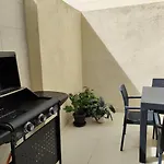 Etoile Court - Homey, Spacious & Private Patio *