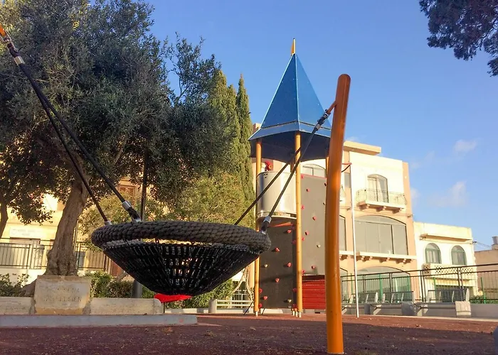 Etoile Court - Homey, Spacious & Private Patio Διαμέρισμα *